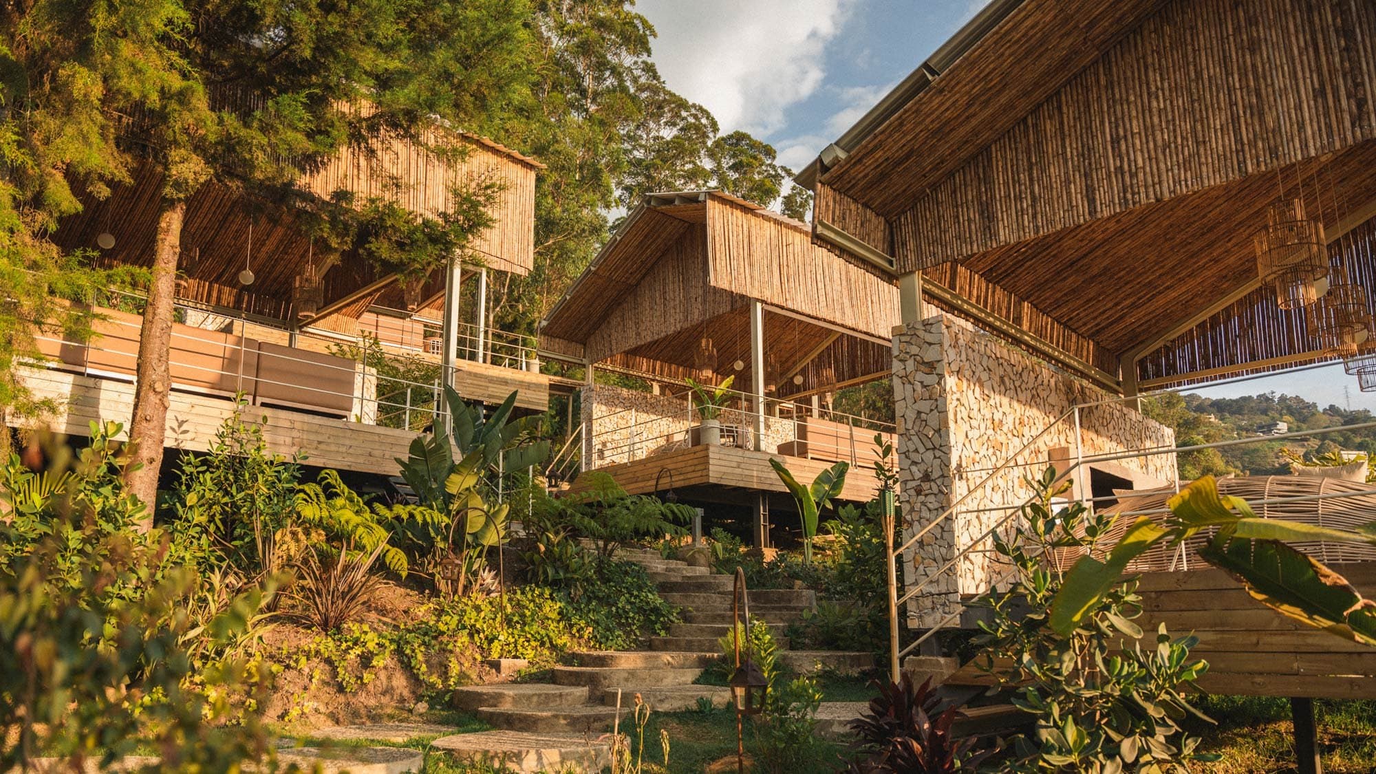 Furniture for hospitality: what a hotel demands of a workshop