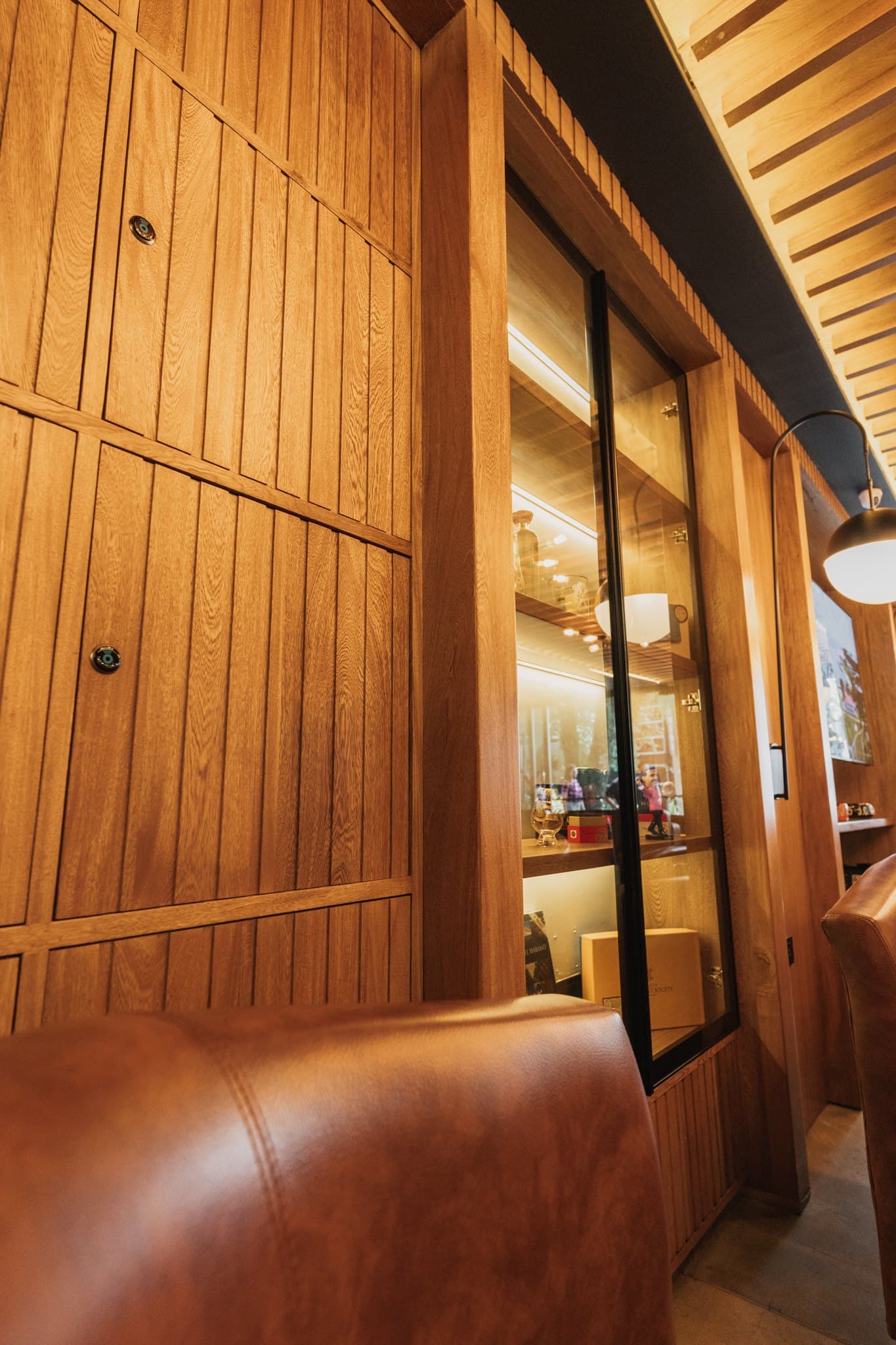 Cigar Lounge — image 3